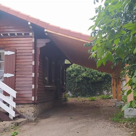 Logement Independant Attenant A Une Maison Dans Grand Jardin Retournac Exterior photo